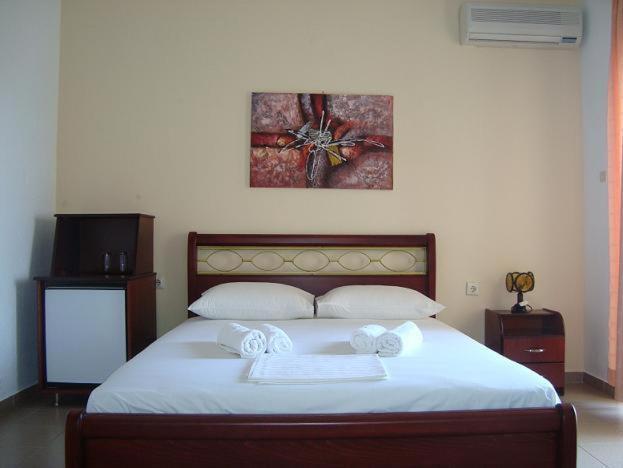 Hotel Stefani Sarti Phòng bức ảnh